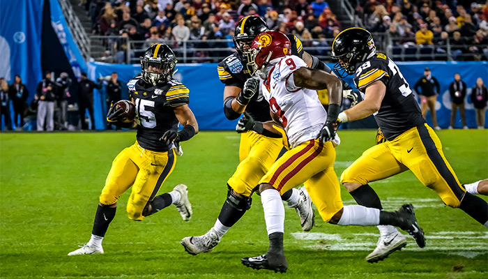 Recapping the 2022 Holiday Bowl at Petco Park